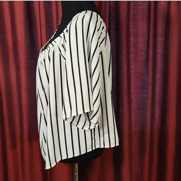 Women's Ambiance 3XL Black and White Striped Off Shoulder Top - Picture 2 of 4